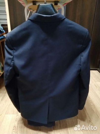 Школьный костюм