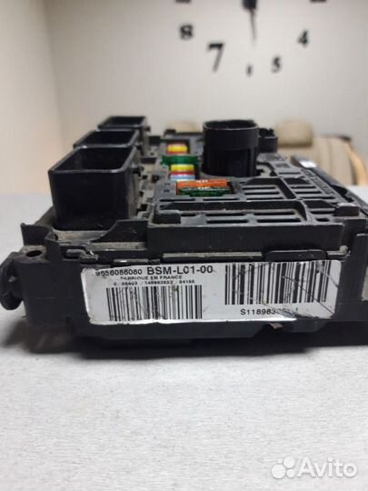 Блок предохранителей