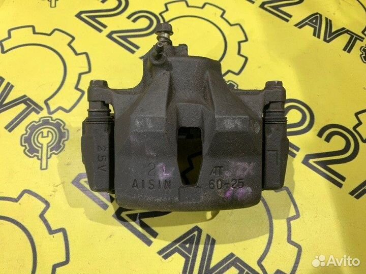 Суппорт передний левый Toyota Mark2 GX110 1JZ-FSE