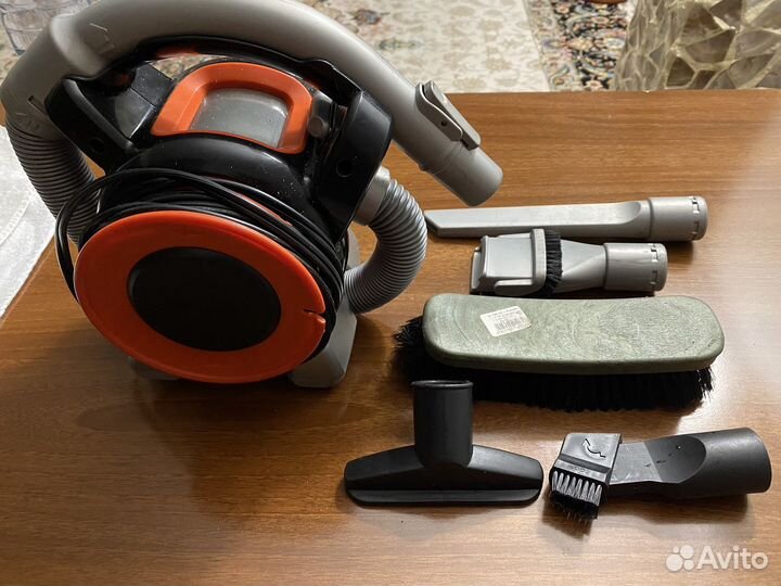 Полисос Автомобильный black&decker