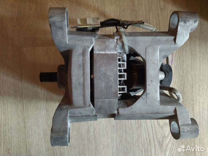 Двигататель стиральной машины