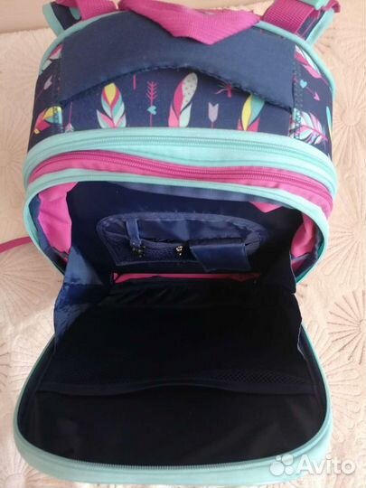 Рюкзак для девочки школьный