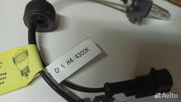 Биксеноновые линзы с ангельскими глазками h4