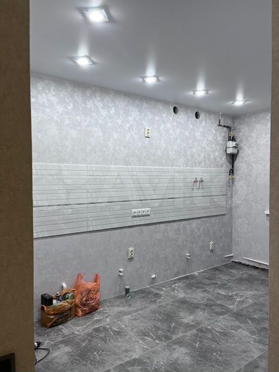 2-к. квартира, 53 м², 1/2 эт.