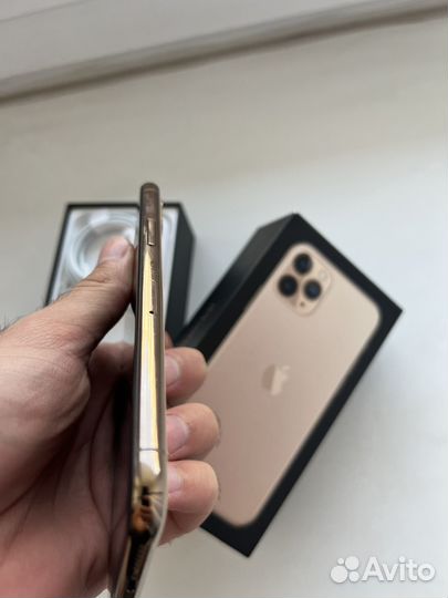 iPhone 11 Pro, 64 ГБ