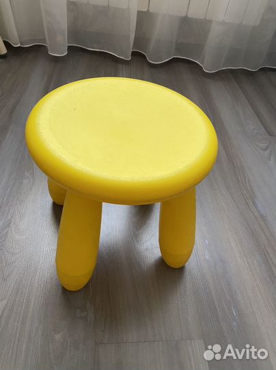 Стол Mammut IKEA + Табуреты