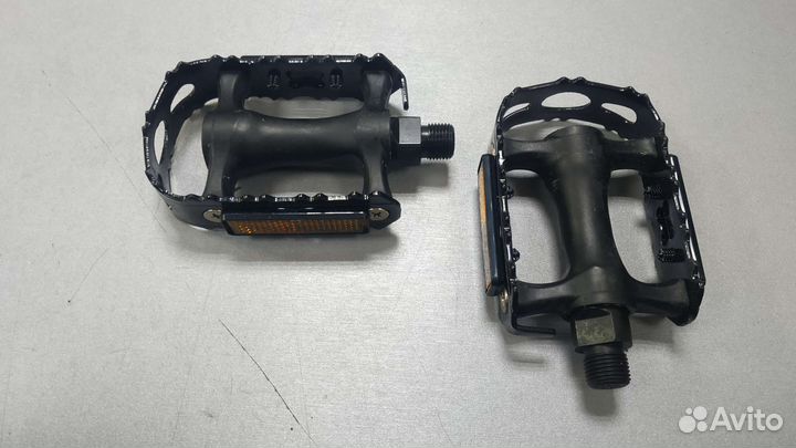 Педали для велосипеда