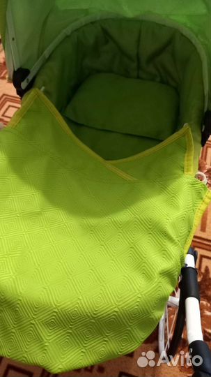 Коляска игровая