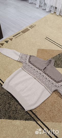 Свитер шерстяной мужской