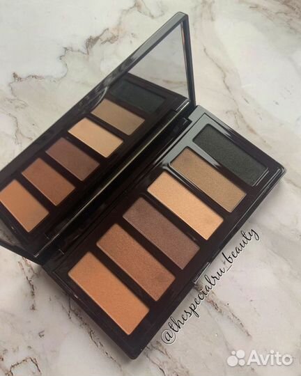 Тени Charlotte Tilbury Super Nudes