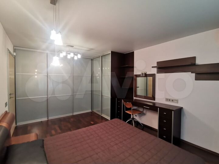 2-к. квартира, 60 м², 17/22 эт.