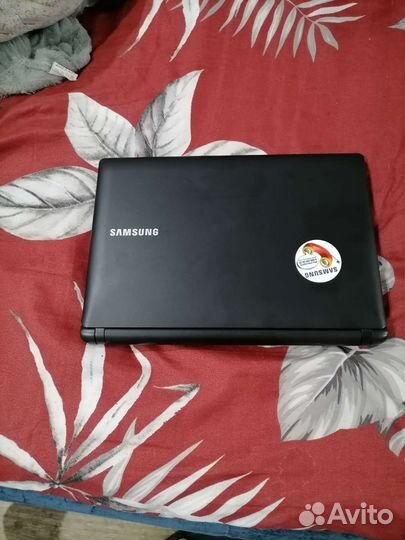 Ноутбук samsung