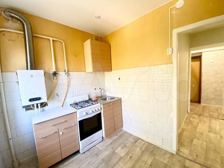 2-к. квартира, 45 м², 4/4 эт.