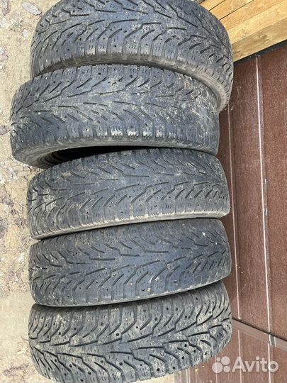 Nokian Tyres Hakkapeliitta 1 195/75 R16C 107C