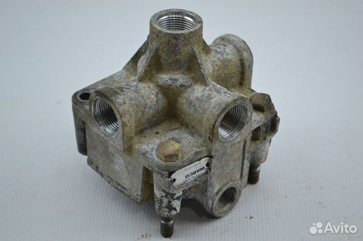 Кран ускорительный тормозной MAN TGX 18.440 (01.07