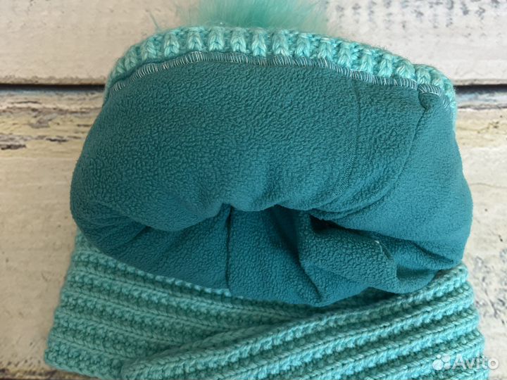Комплект для девочки шарф и шапка