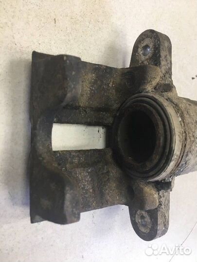 Суппорт передний левый LADA Kalina