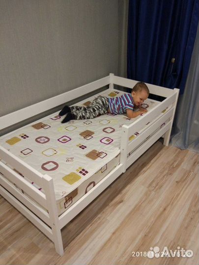 Детская кровать Манеж из массива