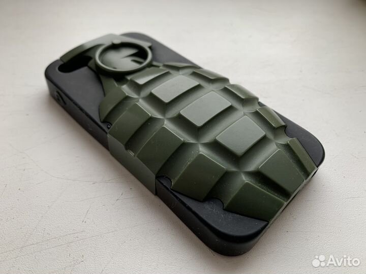 Чехлы на iPhone 5/5S/XS MAX/6