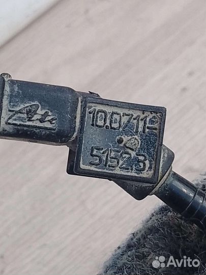 Задний датчик abs Renault megane 2