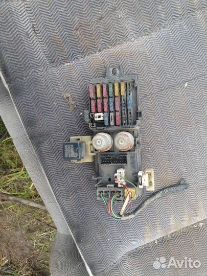 Блок предохранителей galant 6