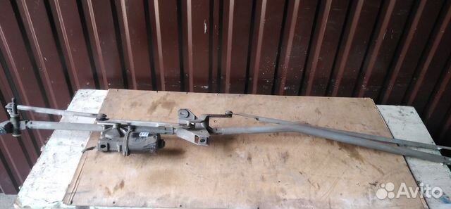 Трапеция дворников на Пежо 308