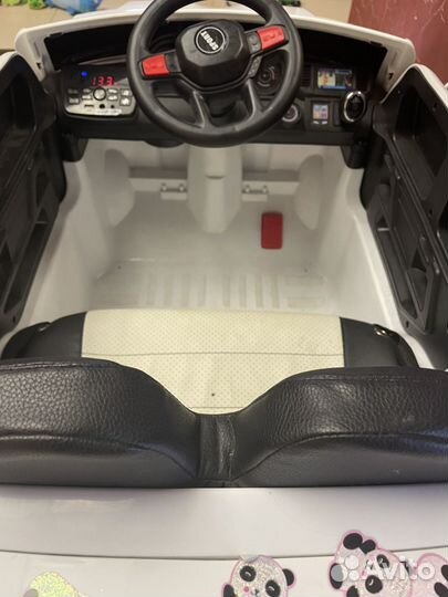 Детский электромобиль