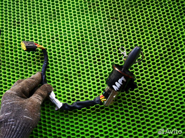 Замок зажигания для VAZ LADA Largus Cross