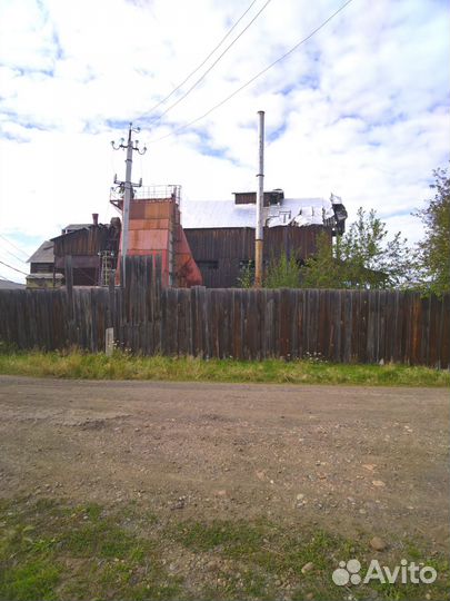 Принимаем старую доску от строений