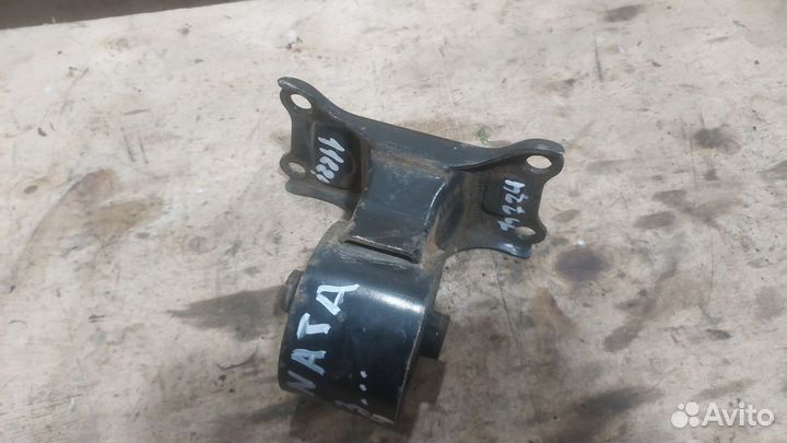 Опора кпп левая Hyundai Sonata EF 4 G4GC