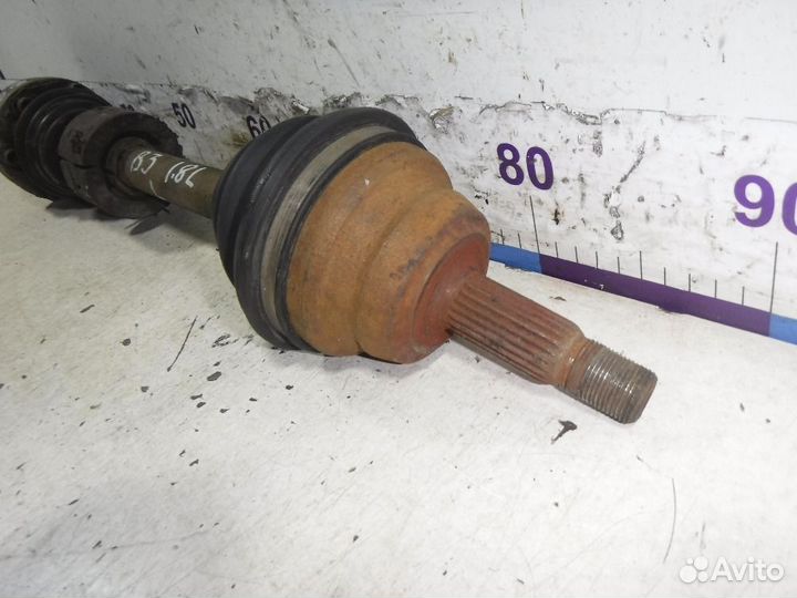 Полуось передняя левая VW Passat B3