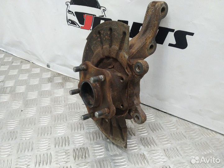 Кулак поворотный передний Suzuki Grand Vitara