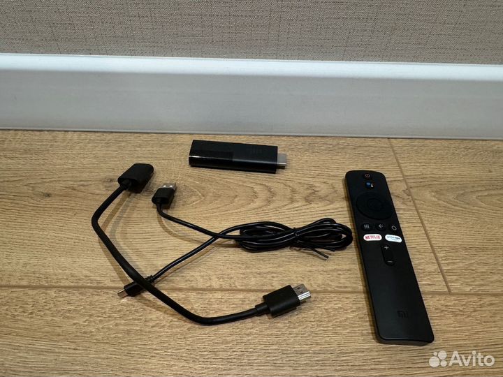 Тв-приставка Xiaomi mi TV Stick (FullHD, MiTV-aesp