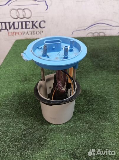 Насос топливный электрический VW Jetta 2005-2011