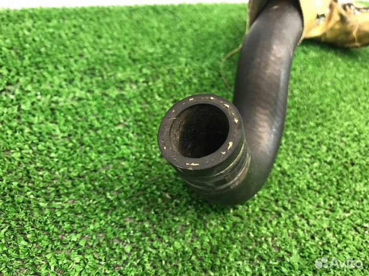 Шланг системы охлаждения Audi A4 B6 ASN 3.0 2004