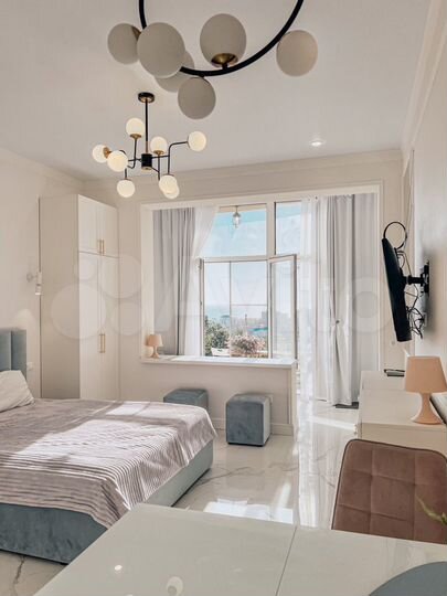 Квартира-студия, 33 м², 1/17 эт.