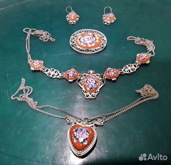 Финифть СССР ювелирный гарнитур