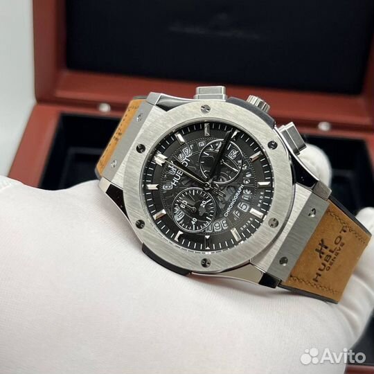 Наручные часы Hublot Classic Fusion Skeleton