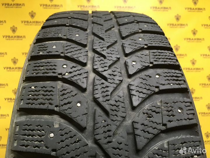 Bridgestone Ice Cruiser 5000 205/60 R16 92T
