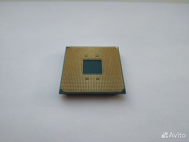AMD Ryzen 3 2200g