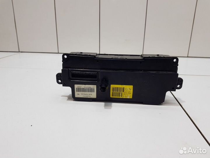 Блок управления климатом (Hyundai Sonata VI YF)