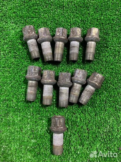 Болт колесный Audi A4 B8 CDN 2011