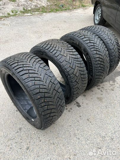 Michelin X-Ice North 4 225/55 R17