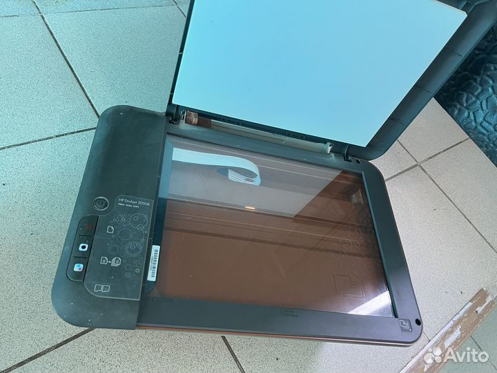 Принтер HP deskjet 2050A