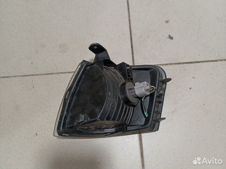 Поворот Toyota Tercel седан