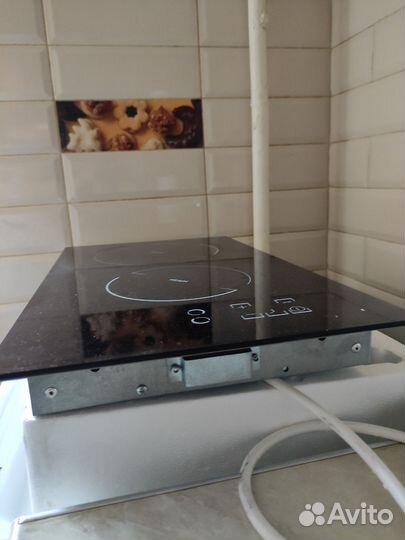 Варочная панель Hansa индукционная 14 тыс