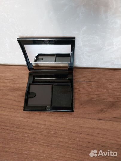 Футляр для теней Мари Кей