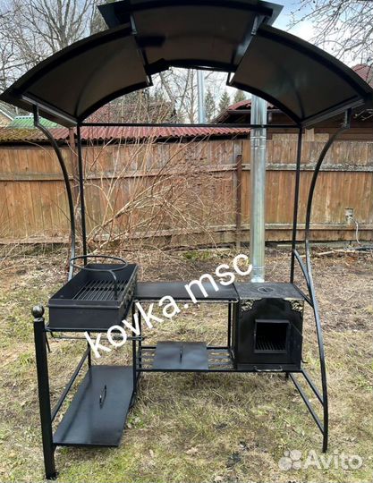 Мангал с крышей