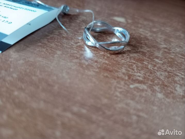 Серебряное кольцо с бриллиантом эпл Якутск.брил