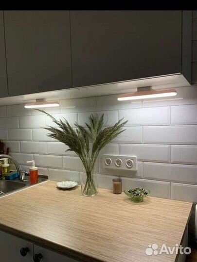 Светодиодный светильник на магните (новый)